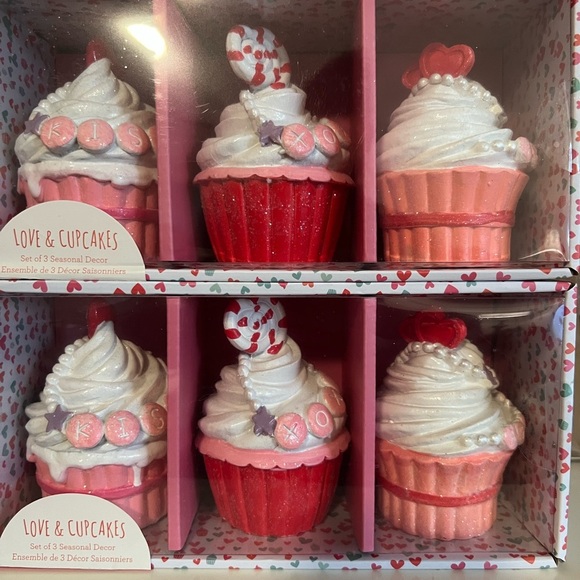 Valentine's Day Love & Cupcakes Decorative Set – Set of 6 - Picture 4 of 6